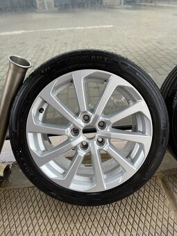 Prodam original 4x alu "17" s pneu - 4