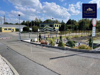 Pronájem komerčního areálu s kancelářemi a zpevněnou plochou - 4