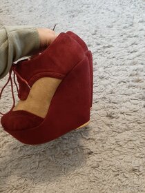 Boty na klínku - 4