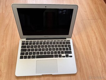 Macbook Air 11, MID 2013, 4 GB RAM, 128 GB SSD - 4
