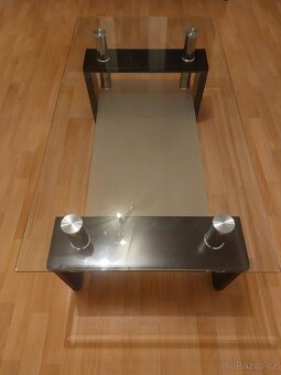 Skleněný konferenční stolek - 4