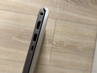 Dell Inspiron 15 5510 – i5-11300H / 8 GB RAM / 256 GB SSD - 4