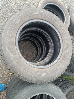 215/65/15 C 104/102T GOODYEAR CARGO ULTRAGRIP - 4