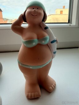 Retro plážové figurky – sada 4 ks, 17–20 cm, bez poškození - 4