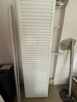 Prodám radiátor délka 180cm - 4