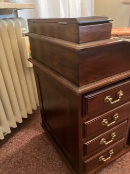 Exkluzívní malý psací stolek - 4