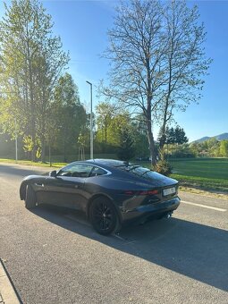 Predám Jaguar F-TYPE 3.0 kompresor 280kw - 4