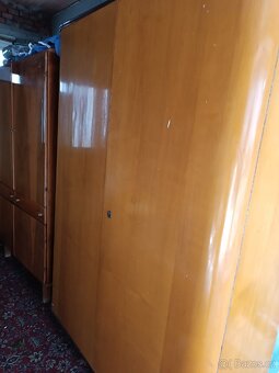 Prodám dřevěné skříně - 4