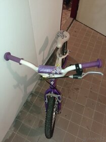 Kolo Specialized Hotrock 16 (i přídavná kolečka) - 4