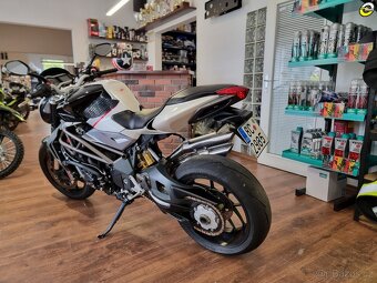 MV Agusta Brutale 1090RR - 4