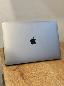 MacBook Air 13,3" (2020) - M1/8GB/256GB - 4