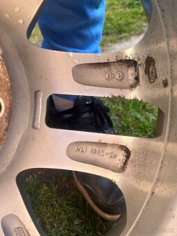 Koupím 5x120 styling 79 r17 bmw e39 e46 e60 7Jx17 - 4