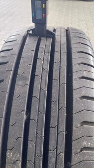 Prodám 2 x letní pneu Continental 205/55/16 - 4