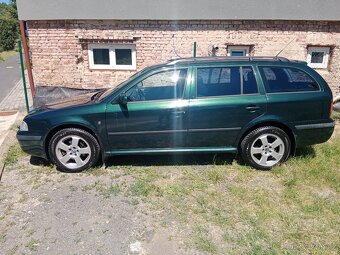 Škoda Octavia 1 2.0i servisní kniha - 4