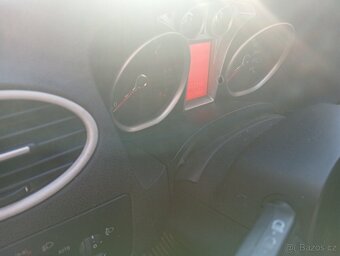 Prodám Vyměním Ford Focus 1.8 84kw - 4