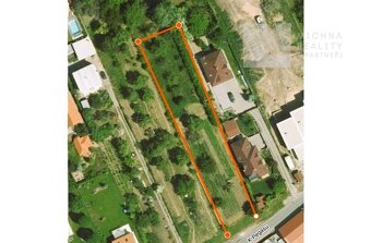 Prodej stavebního pozemku 2 036 m², Moravany, ev.č. 140017 - 4