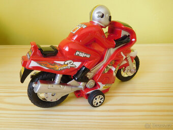 Motorka, kostky, hodiny, puzzle - 4