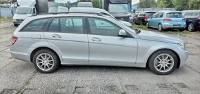 Mercedes-Benz W204 C220T CDI 2008 1.majitel TOP STAV - 4