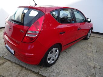 Hyundai i30 1.4i,80kW,NovéČR,s.kniha,klima, - 4