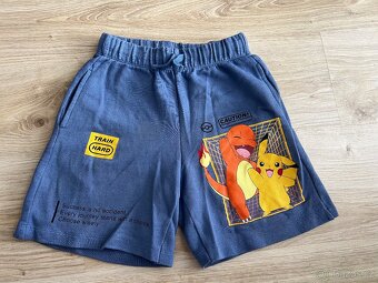 Souprava Pokémon (kraťasy + mikina) - 4