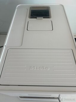 Automaticky kávovar MIELE CM 6160 - 4