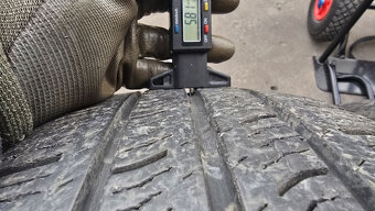 Celoroční pneu 215/75/16c Pirelli - 4