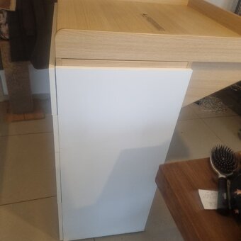 Komoda a přebalovací pult - 4