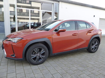 Lexus UX 200 Launch Edition 4x2 - navi,LED,temp,vyh.s,171 PS - 4