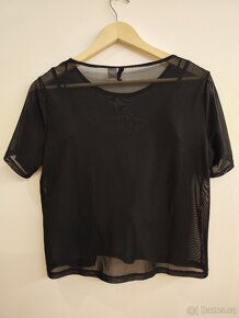 Dámské elegantní tričko zn H&M vel. S (36) - 4