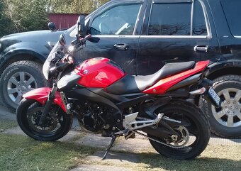 Suzuki GSR 600 - 2008 - 4
