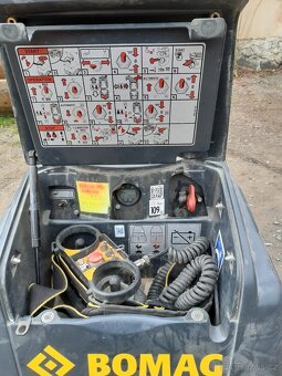 Ježkový Válec BOMAG - 4