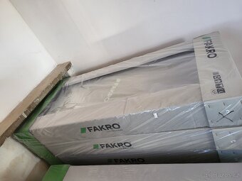 Střešní okno FAKRO 66x140 plastové trojsklo - 4