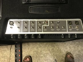 Hartke klavesove combo 4 kanal a dalsi klávesy, gt, PA - 4
