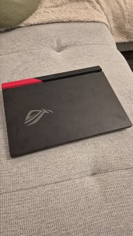 Asus ROG Strix G15 G513QM-HN011T - 4