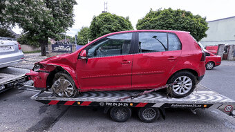 Vůz na náhradní díly VW Golf 5 hatchback 2009 CAXA JPG LY3D - 4