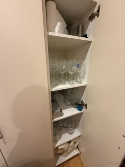 Skříně s policemi (vysoká) - kvalitní materiál jako nové - 4
