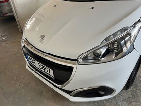 Peugeot 208 1.2 60kw benzín 2017 - 4