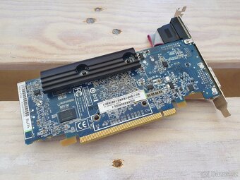 ATI Radeon HD 4550, 1GB HyperMemory, 512 MB GDDR3 - 4