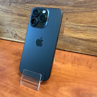 iPhone 15 Pro 256GB, černý, eSIM (rok záruka) - 4