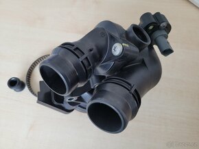 Prodám kompletní vodní čerpadlo Audi/VW 06J121026AS - 4