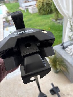 Pricniky , stresni nosice Thule pro VW Arteon - 4