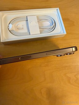 iPhone 16 Pro 256 GB – perfektní stav - 4