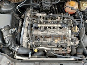 Fiat Croma 2005 1,9JTD 110kW COMBI - JEZDI, DILY - 4