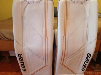 Brankářské betony BAUER SUPREME MACH, sr. M, (34+1), TOP - 4