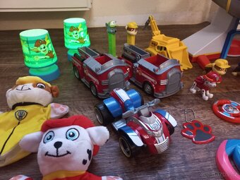 Tlapková patrola - věž, auta, figurky, lampičky - 4