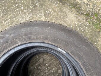 4ks celoroční pneu 195/65/15 Nokian Tyres Seasonproof  7,5mm - 4