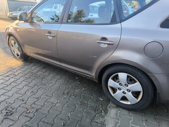 Ceed SW 2009 1.4 80kw - 4