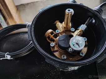 LPG nádrž 100l - 4