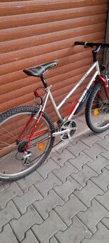 Damske hor.kolo Autor. - 4