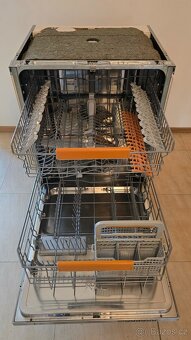 Myčka Elektrolux ESL67070R - 4